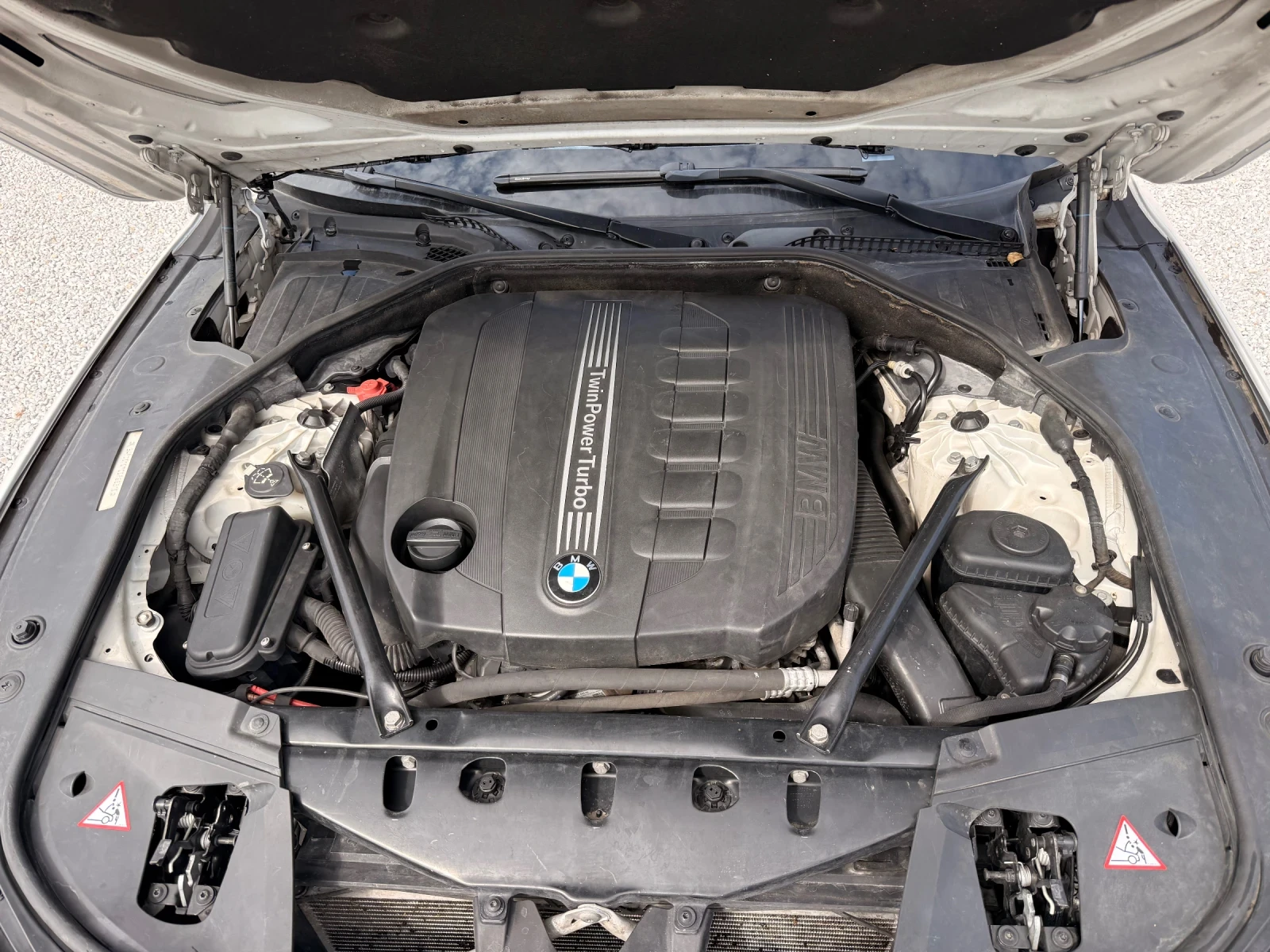 BMW 740 D MPACK FULL, снимка 16 - Автомобили и джипове - 54386430