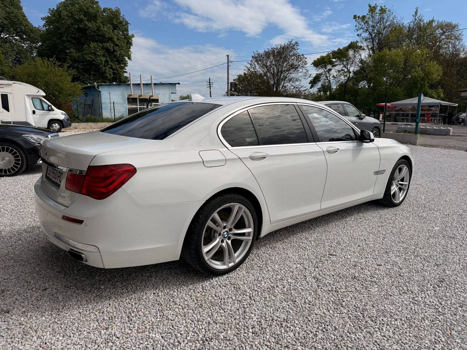 BMW 740 D MPACK FULL, снимка 4 - Автомобили и джипове - 54386430