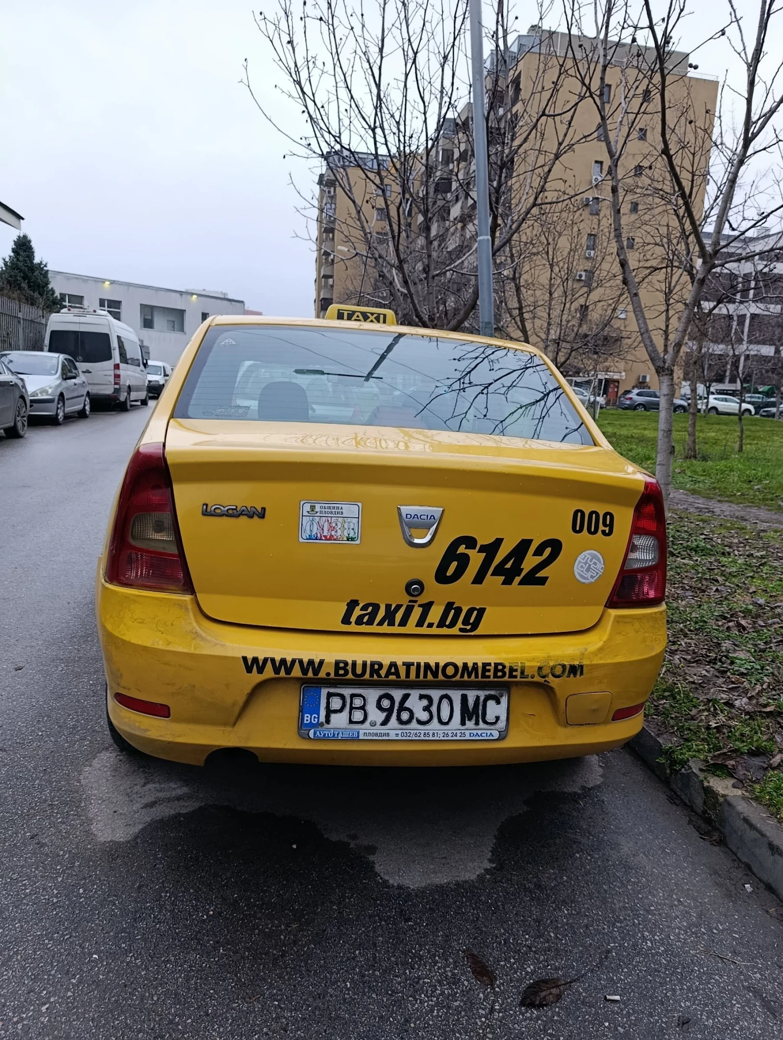 Dacia Logan, снимка 4 - Автомобили и джипове - 54457646