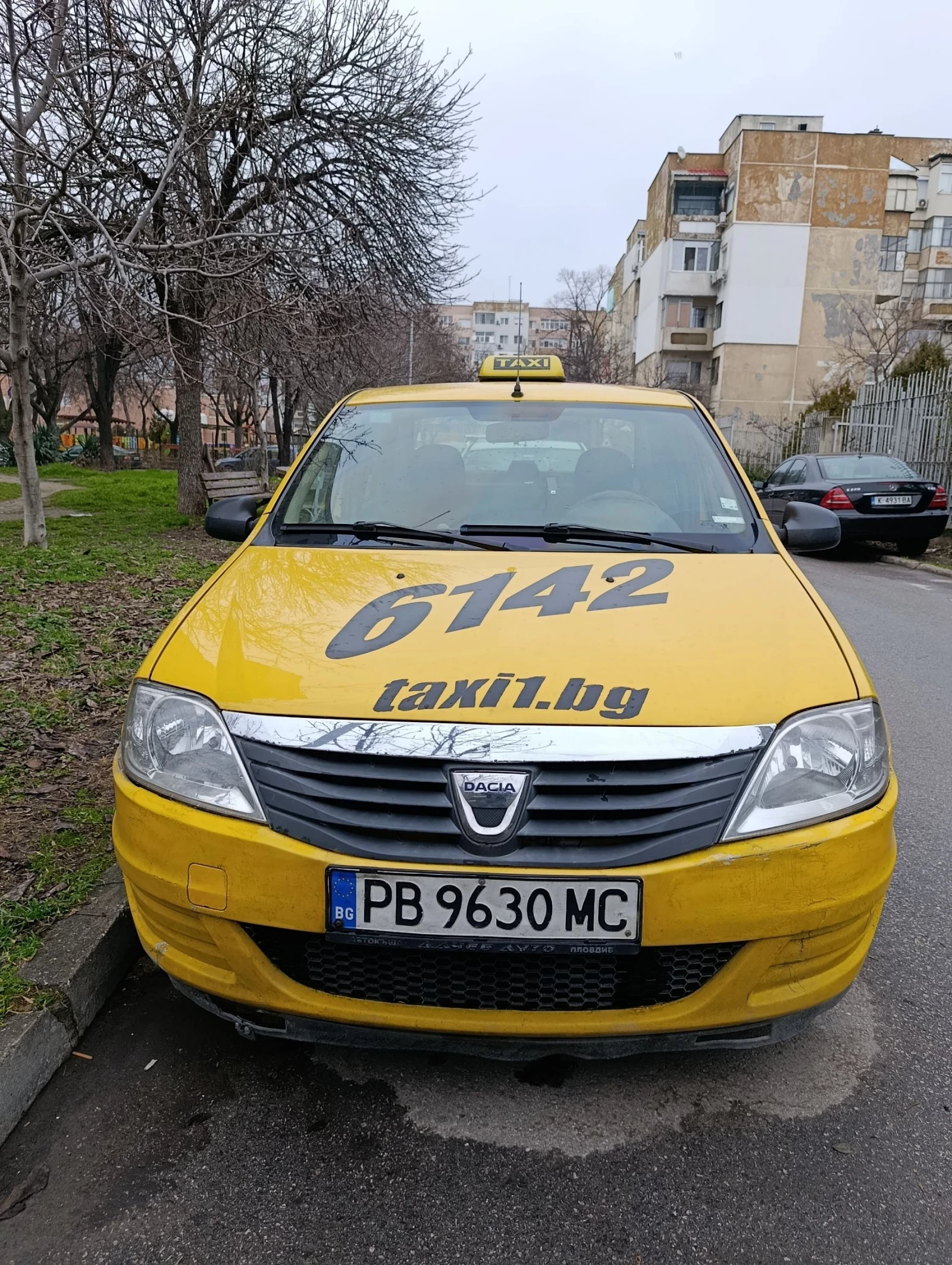 Dacia Logan, снимка 2 - Автомобили и джипове - 54457646