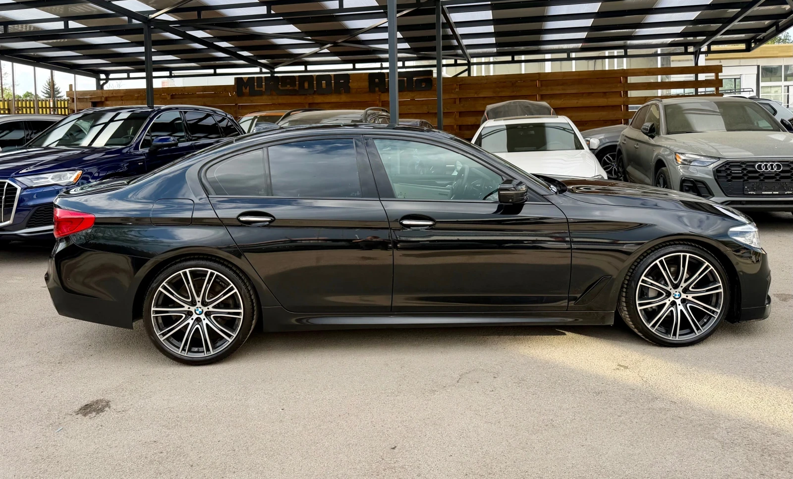 BMW 540 M-pack xDrive, снимка 4 - Автомобили и джипове - 54510776