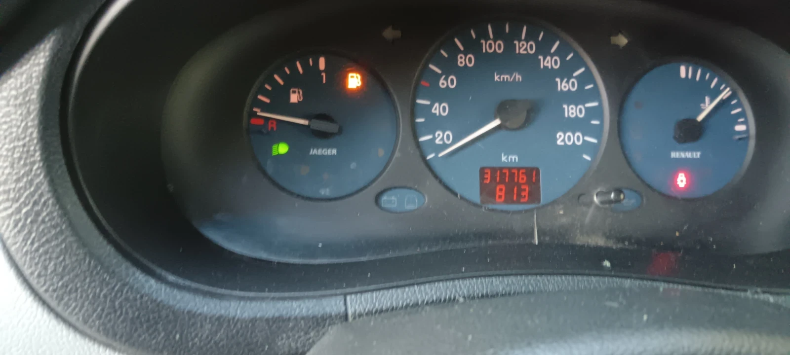 Renault Kangoo 1.9 dizel, снимка 8 - Автомобили и джипове - 54568608