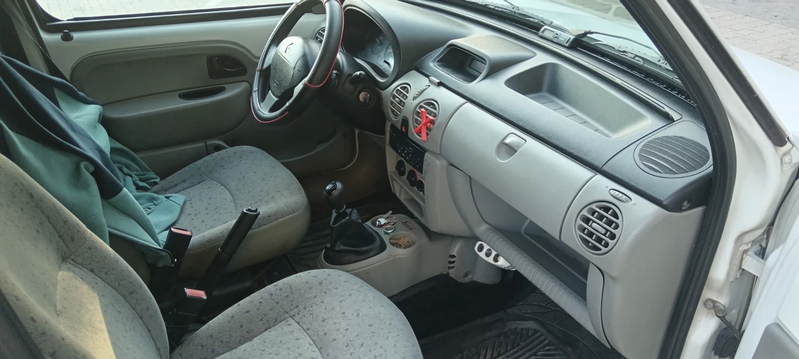 Renault Kangoo 1.9 dizel, снимка 9 - Автомобили и джипове - 54568608