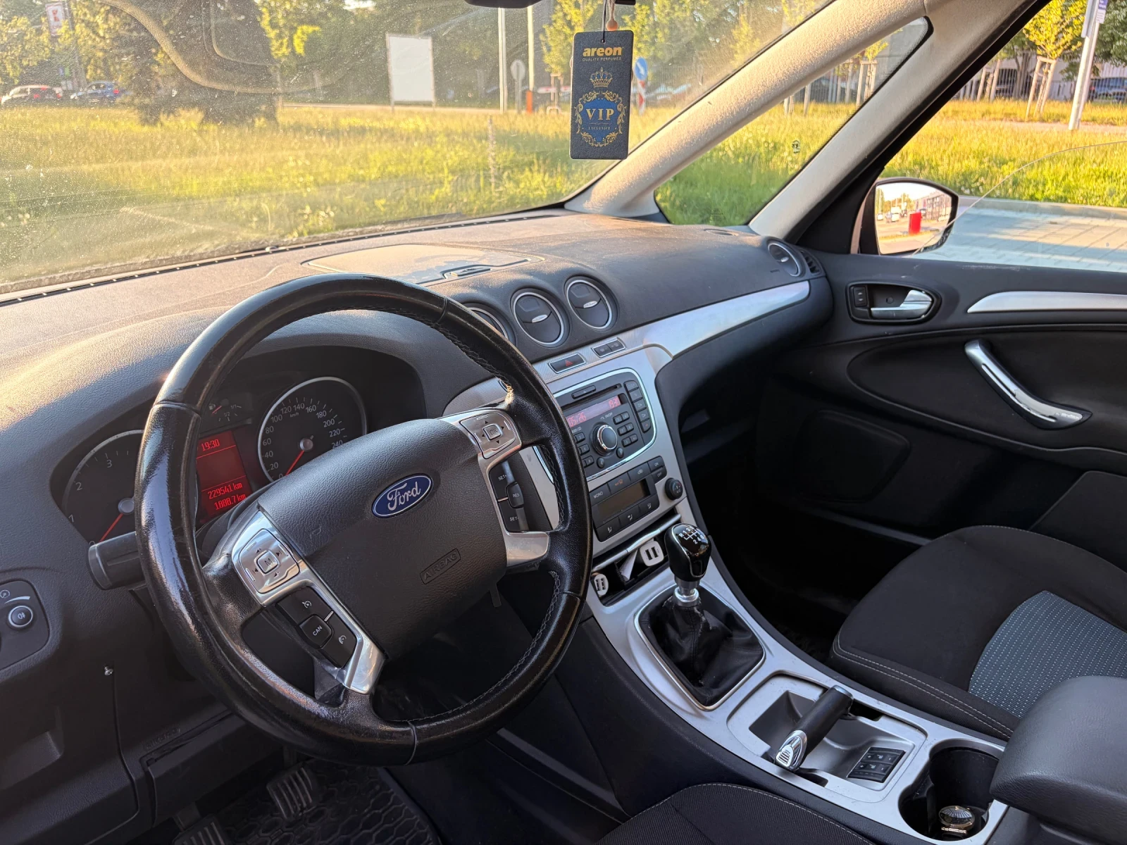 Ford Galaxy 2.0 140, снимка 7 - Автомобили и джипове - 54682924