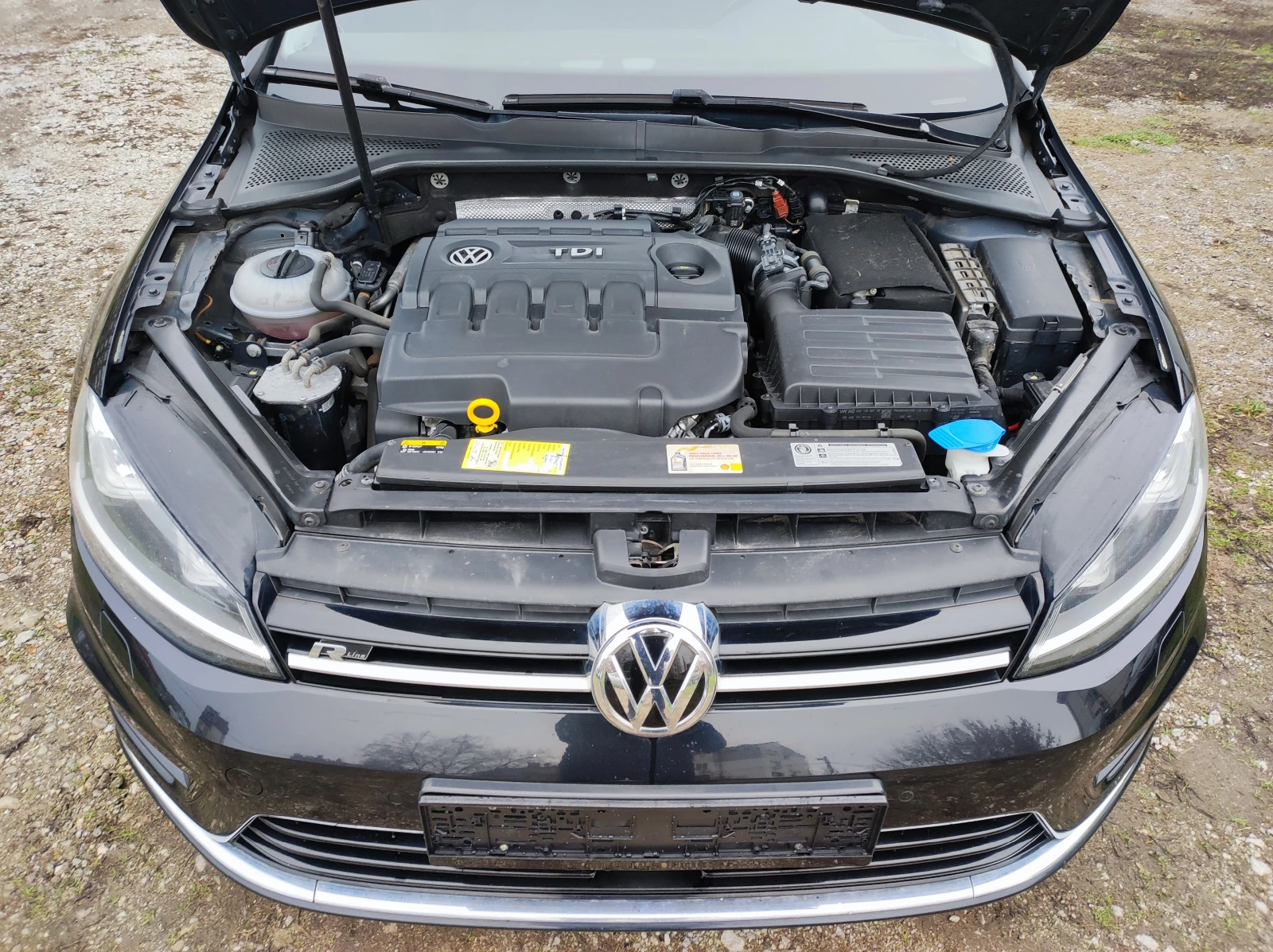 VW Golf 7 1.6TDi 110к.с. Euro6 2016г., снимка 15 - Автомобили и джипове - 54758813