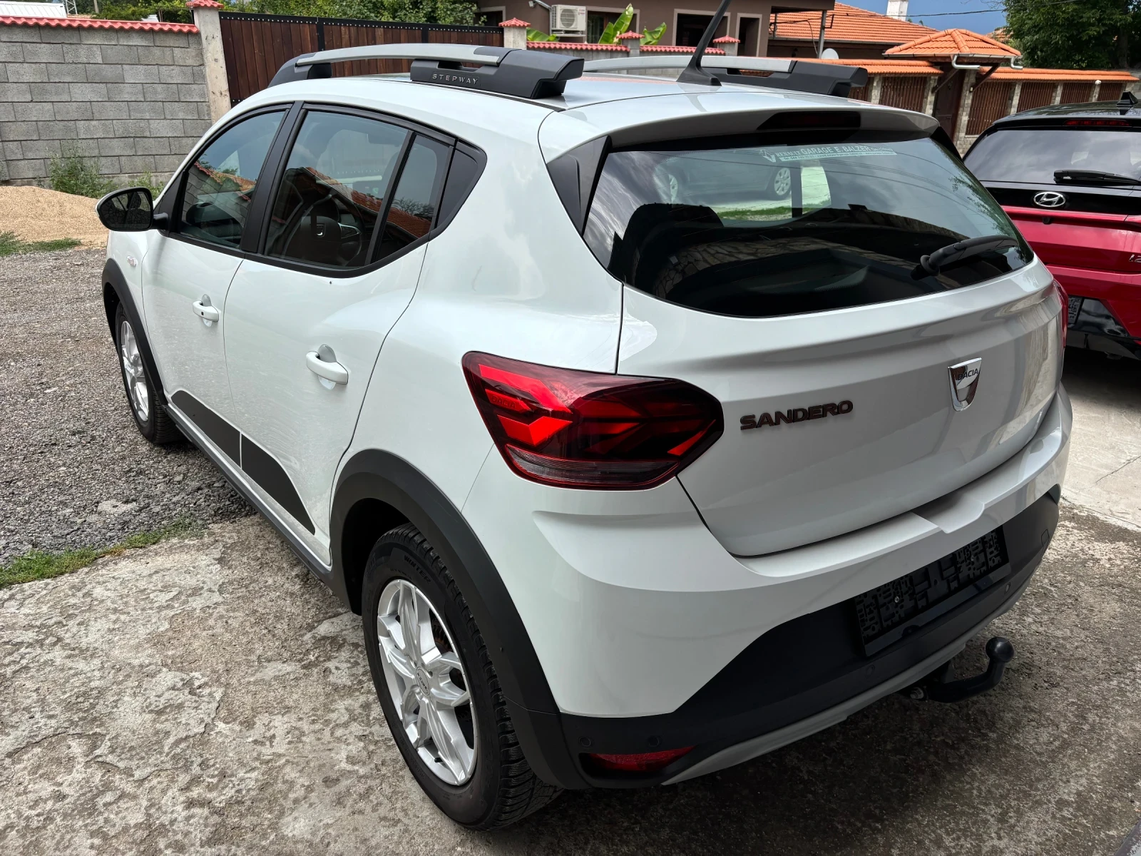 Dacia Sandero 1.0T AVTOMAT STEPWAY SWISS, снимка 3 - Автомобили и джипове - 55135046