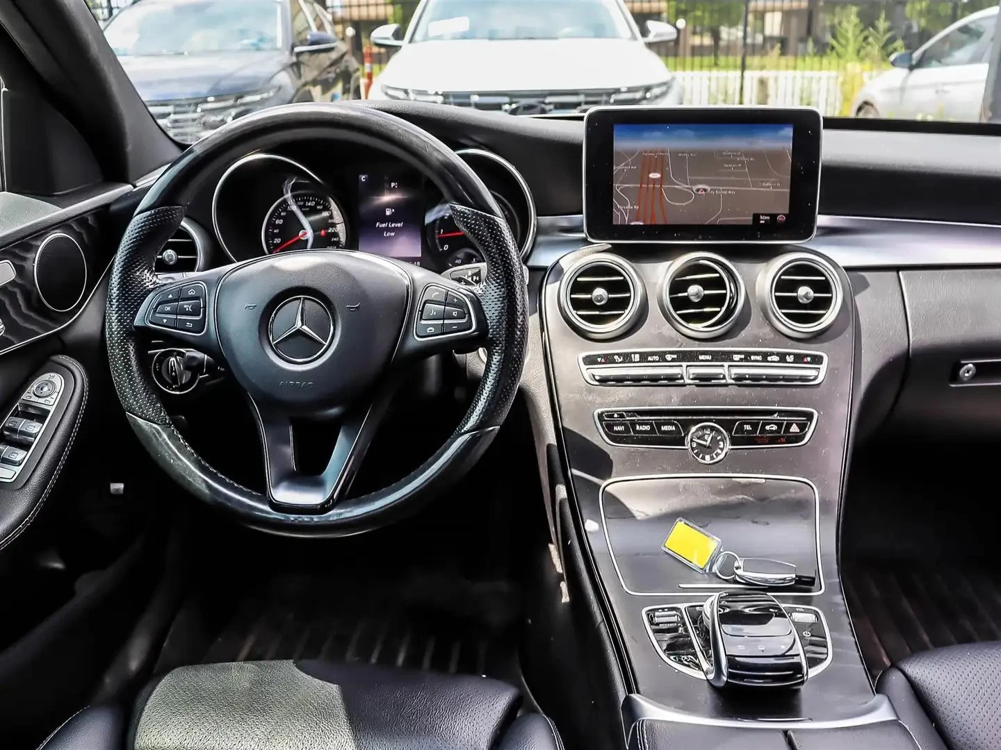 Mercedes-Benz C 300 4matic ЦЕНА ДО БЪЛГАРИЯ РЕГИСТРАЦИЯ & АВТОКРЕДИТ, снимка 7 - Автомобили и джипове - 55327380