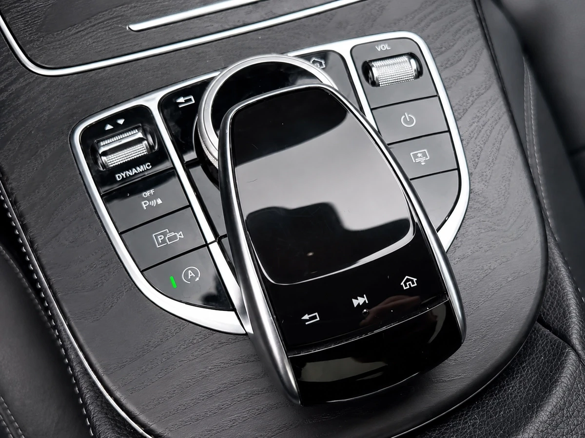 Mercedes-Benz E 400 E400 4MATIC AMG Pack, снимка 14 - Автомобили и джипове - 55530081