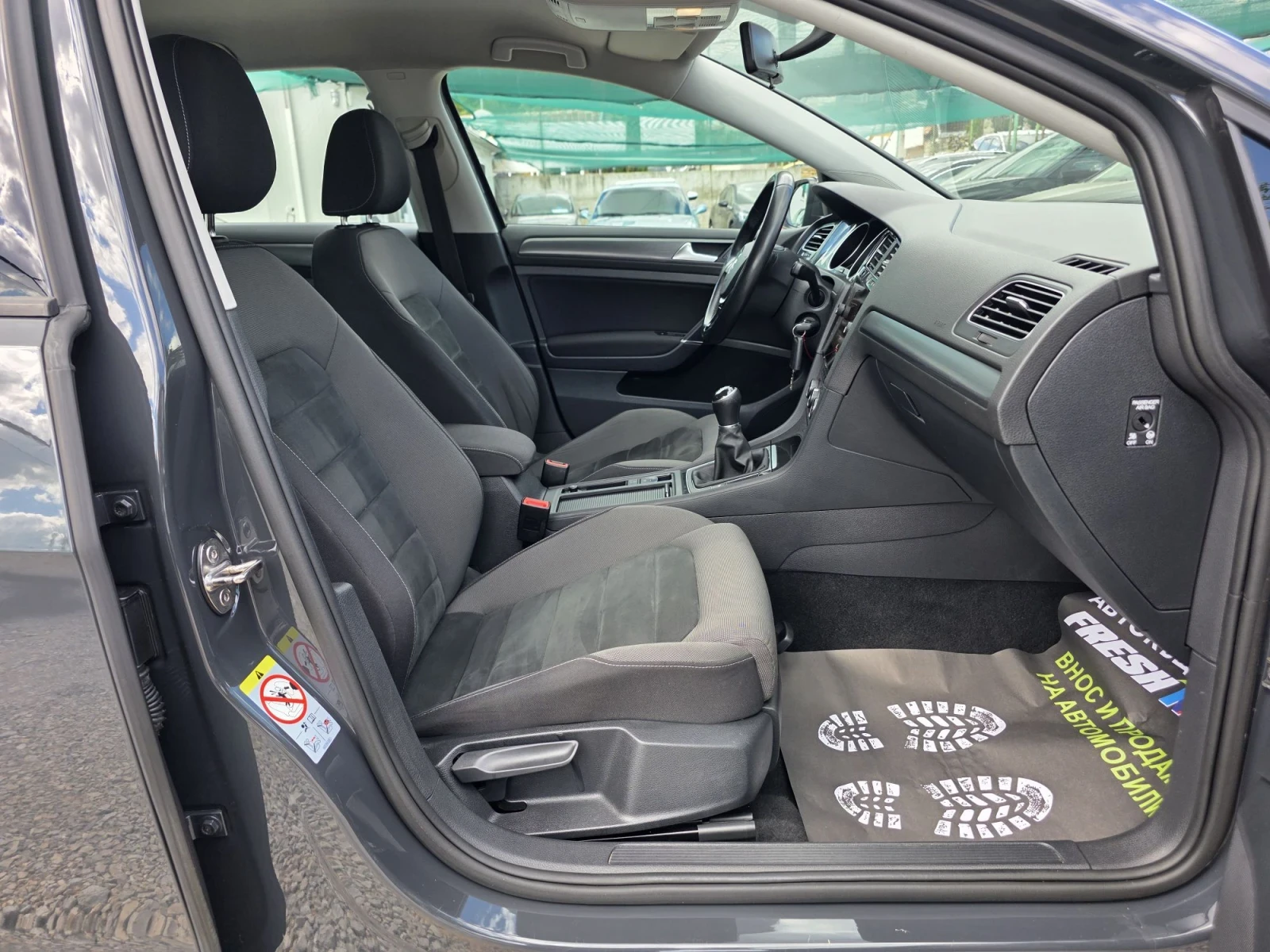 VW Golf ���� 1.6 TDI 115 �.�. / ���� / ���-���� | Mobile.bg � ����������� 11