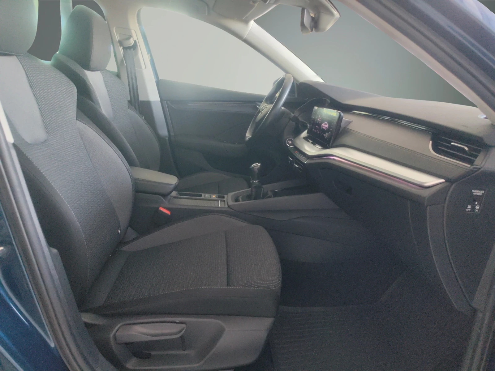 Skoda Octavia Амбишън 2, 0 TDI/115 к.с., снимка 12 - Автомобили и джипове - 55937644