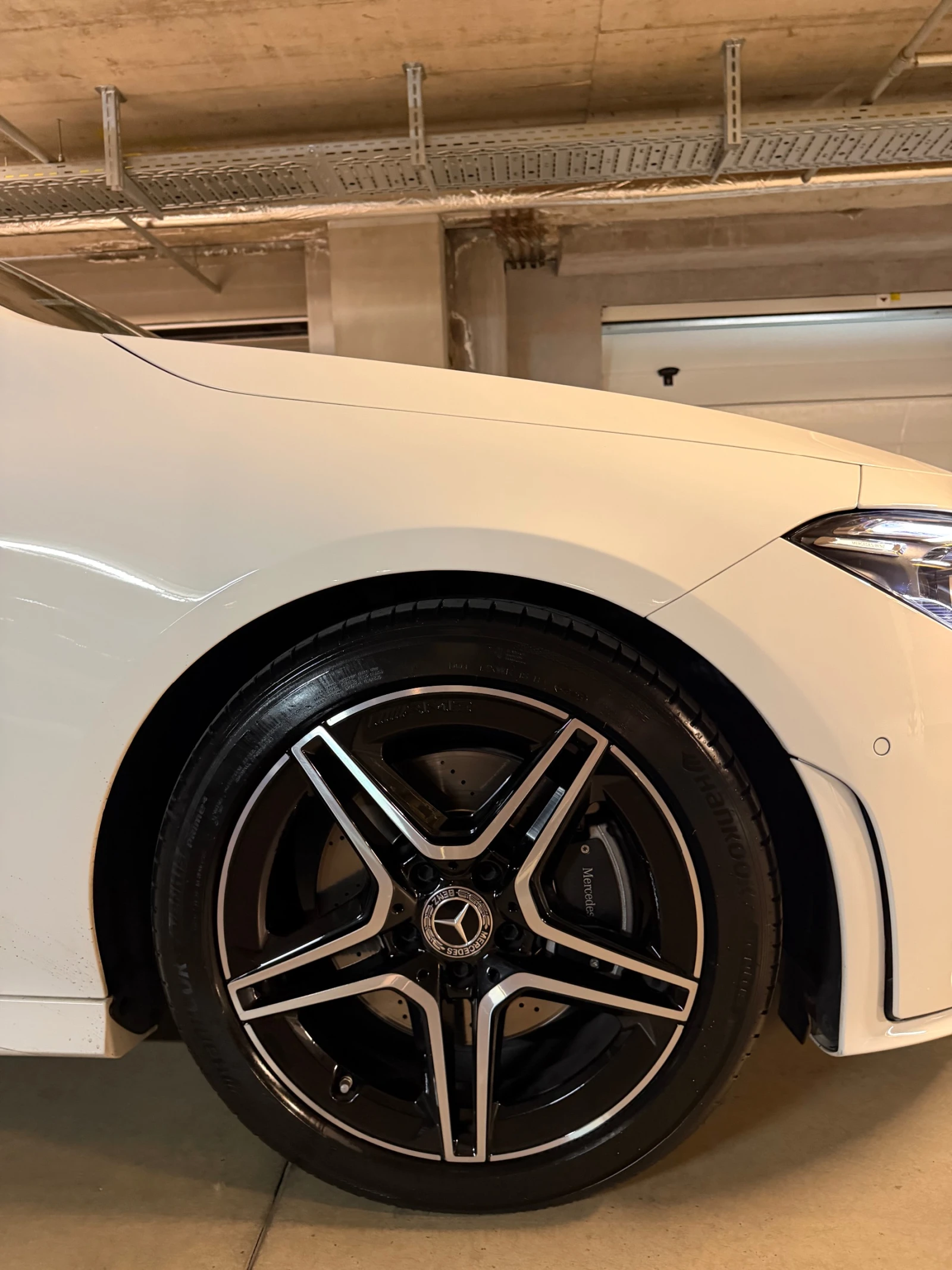 Mercedes-Benz CLA 200 Coupè, снимка 9 - Автомобили и джипове - 55944296