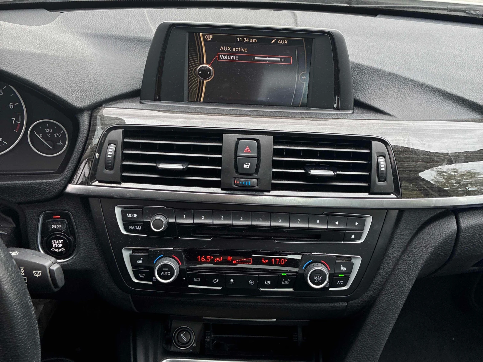 BMW 320 * 320i * CARFAX * БЕЗ ПЪРВОНАЧАЛНА ВНОСКА, снимка 9 - Автомобили и джипове - 55948016