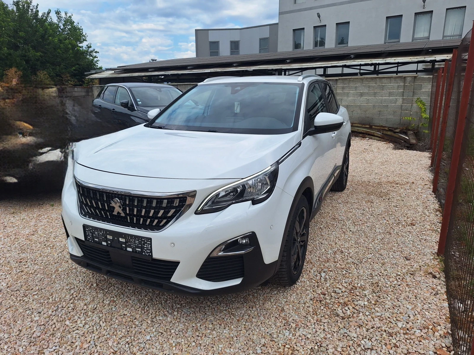 Peugeot 3008 1.6hdi* Навигация/Кросуей/Лед/Алуре* , снимка 3 - Автомобили и джипове - 55957419