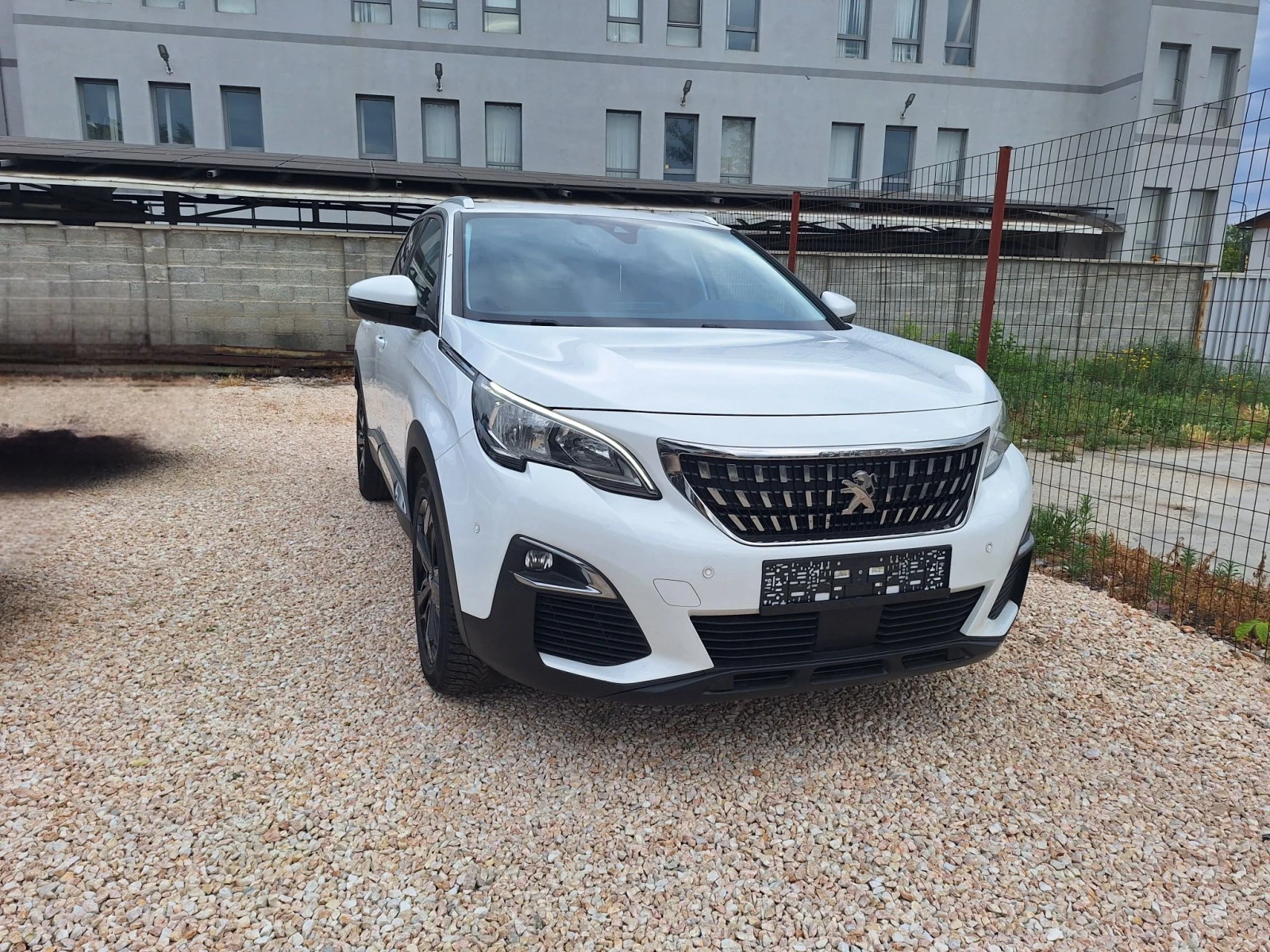 Peugeot 3008 1.6hdi* Навигация/Кросуей/Лед/Алуре* , снимка 7 - Автомобили и джипове - 55957419