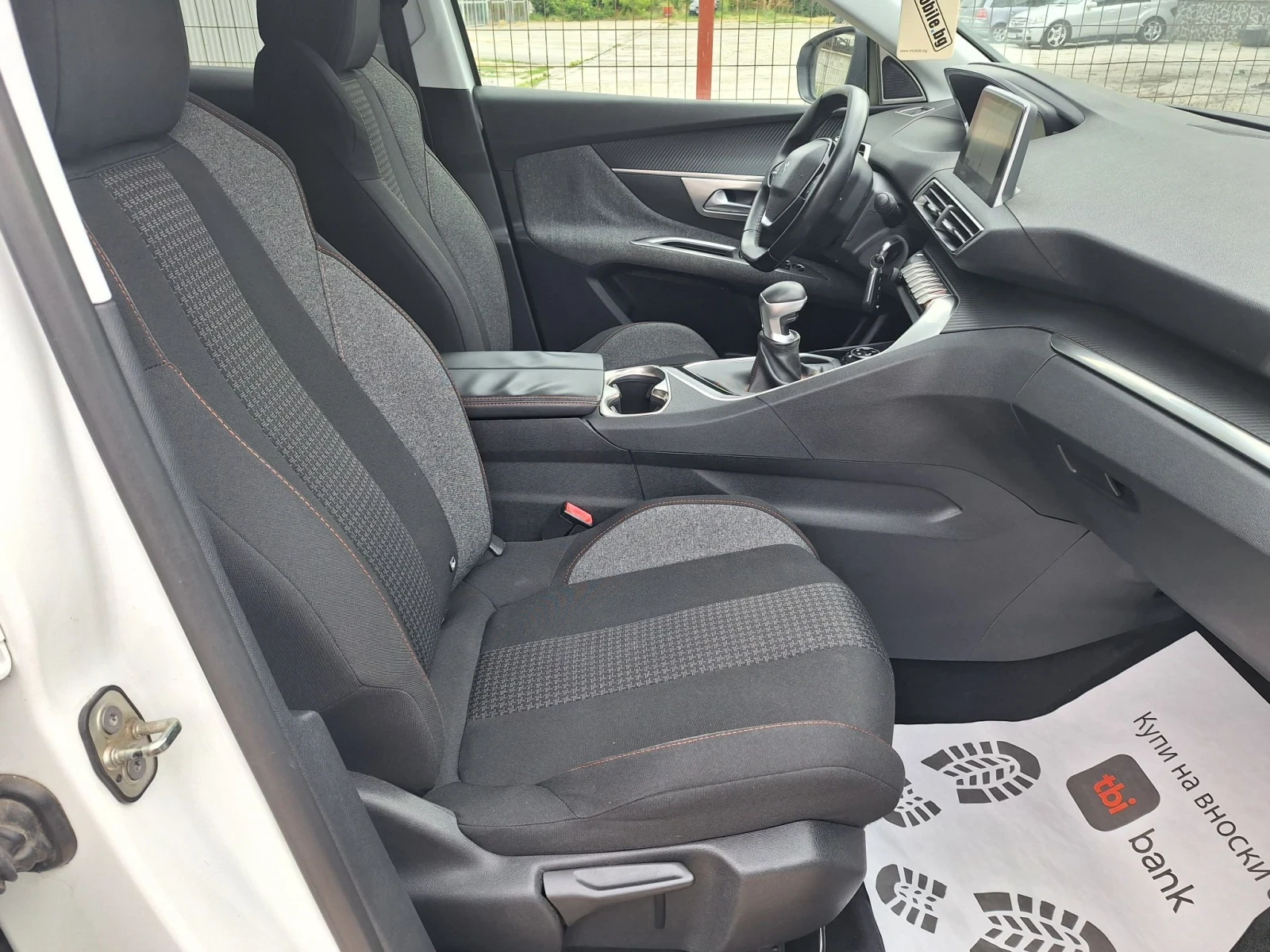 Peugeot 3008 1.6hdi* Навигация/Кросуей/Лед/Алуре* , снимка 13 - Автомобили и джипове - 55957419