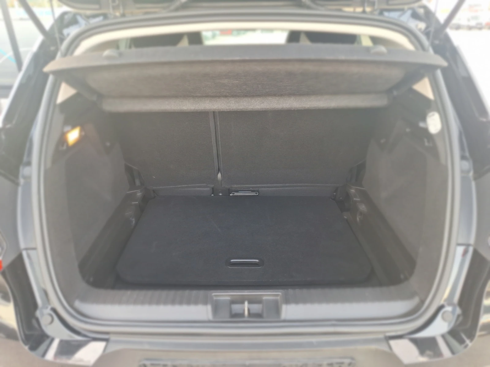Renault Captur 1.3Tce/140к.с./INTENS, снимка 16 - Автомобили и джипове - 56599366