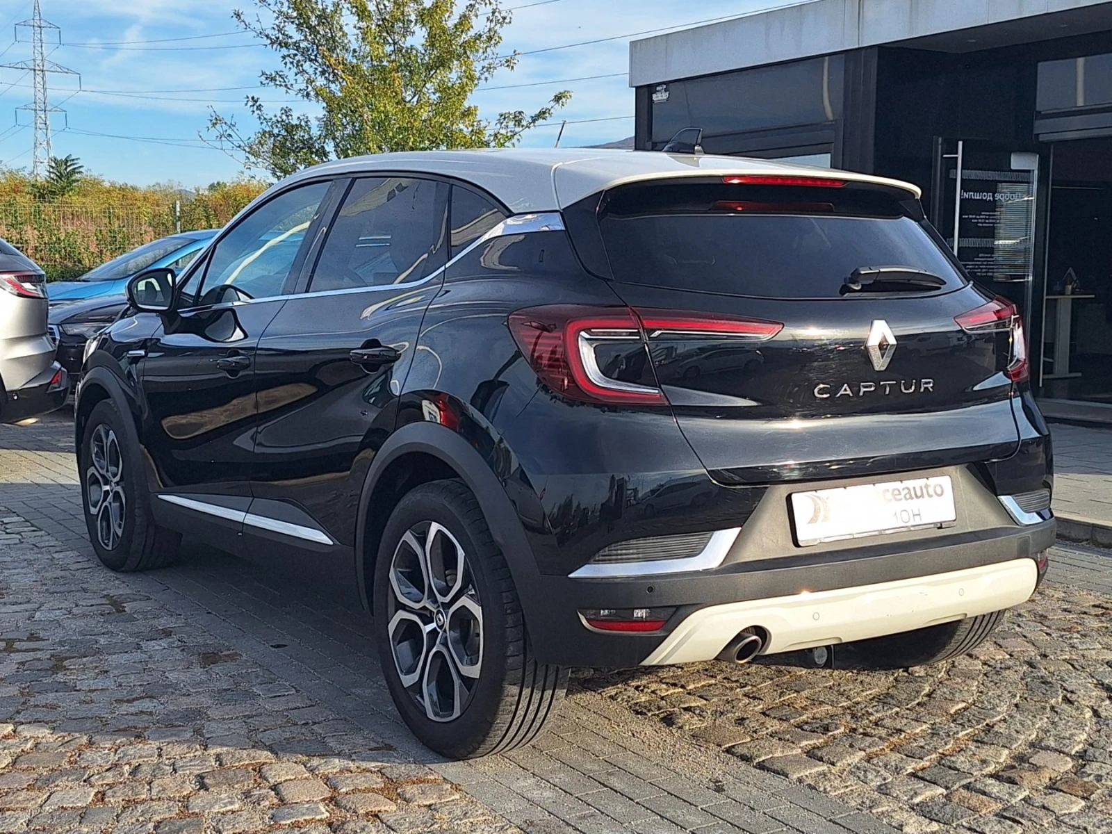 Renault Captur 1.3Tce/140к.с./INTENS, снимка 6 - Автомобили и джипове - 56599366