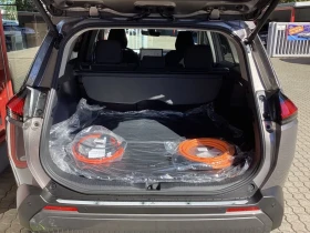 Toyota Rav4 НОВ!/2.5PHEV/272HP/TEAMPLAYER/CAM/LED/CPLAY/740q | Auto.bg — изображение 14