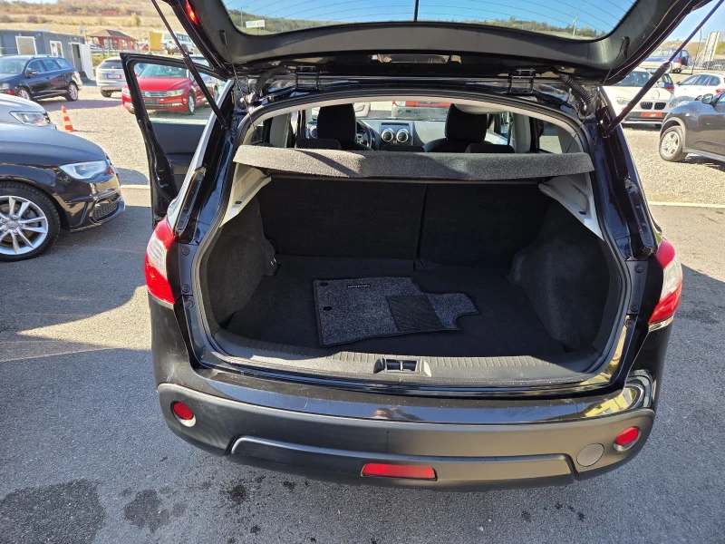 Nissan Qashqai 1.6i/ АВТОМАТИК/ 140000км, снимка 15 - Автомобили и джипове - 52210354