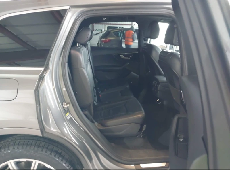 Audi Q7 3.0T PREMIUM / КРАЙНА ЦЕНА, снимка 9 - Автомобили и джипове - 52563341