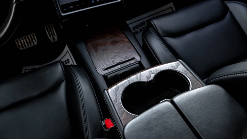 Tesla Model X CARFAX* АВТОФИНАНСИРАНЕ* БЕЗ ПЪРВОНАЧАЛНА ВНОСКА* , снимка 8 - Автомобили и джипове - 52909348