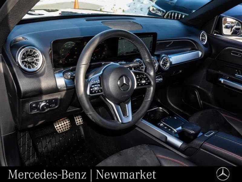 Mercedes-Benz GLB * 4MATIC Sport Premium Heated Steering Wheel * CAR, снимка 12 - Автомобили и джипове - 53384631