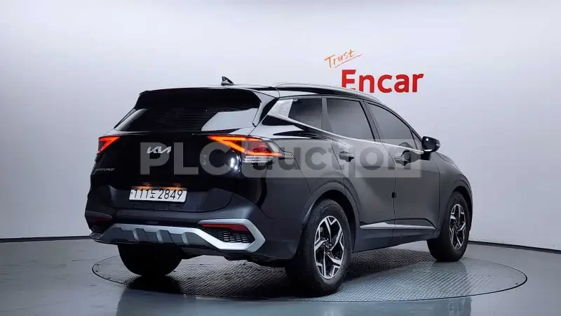 Kia Sportage, снимка 2 - Автомобили и джипове - 55011693