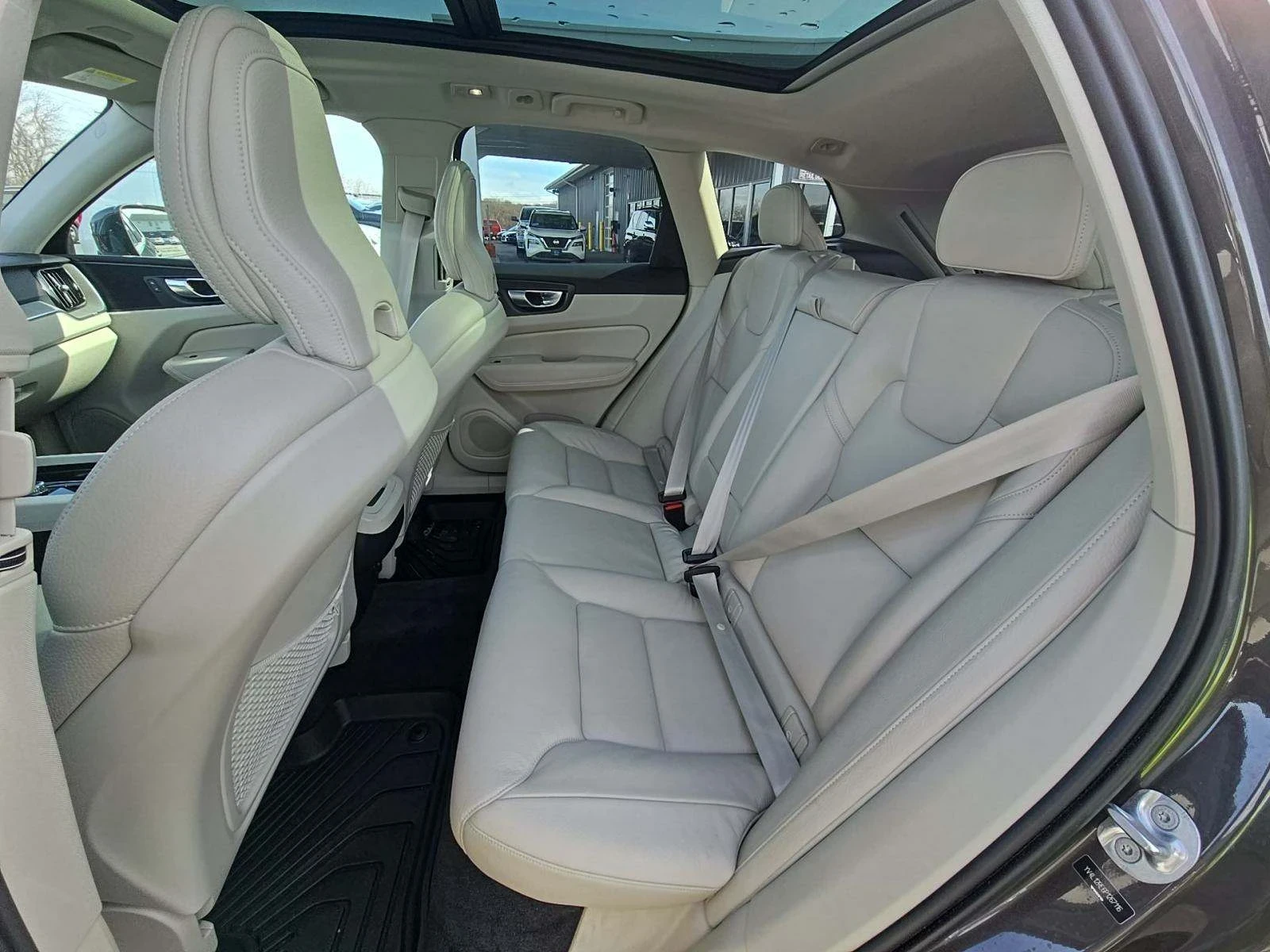 Volvo XC60  - изображение 9