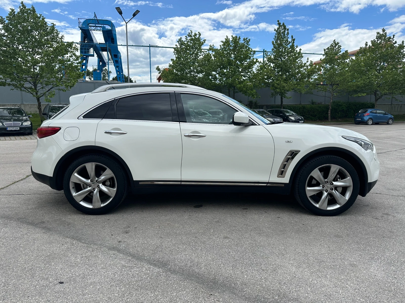 Infiniti Fx 30 Реални километри/Всички екстри - изображение 5