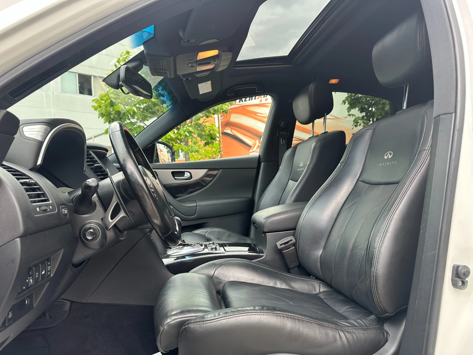 Infiniti Fx 30 Реални километри/Всички екстри - изображение 8
