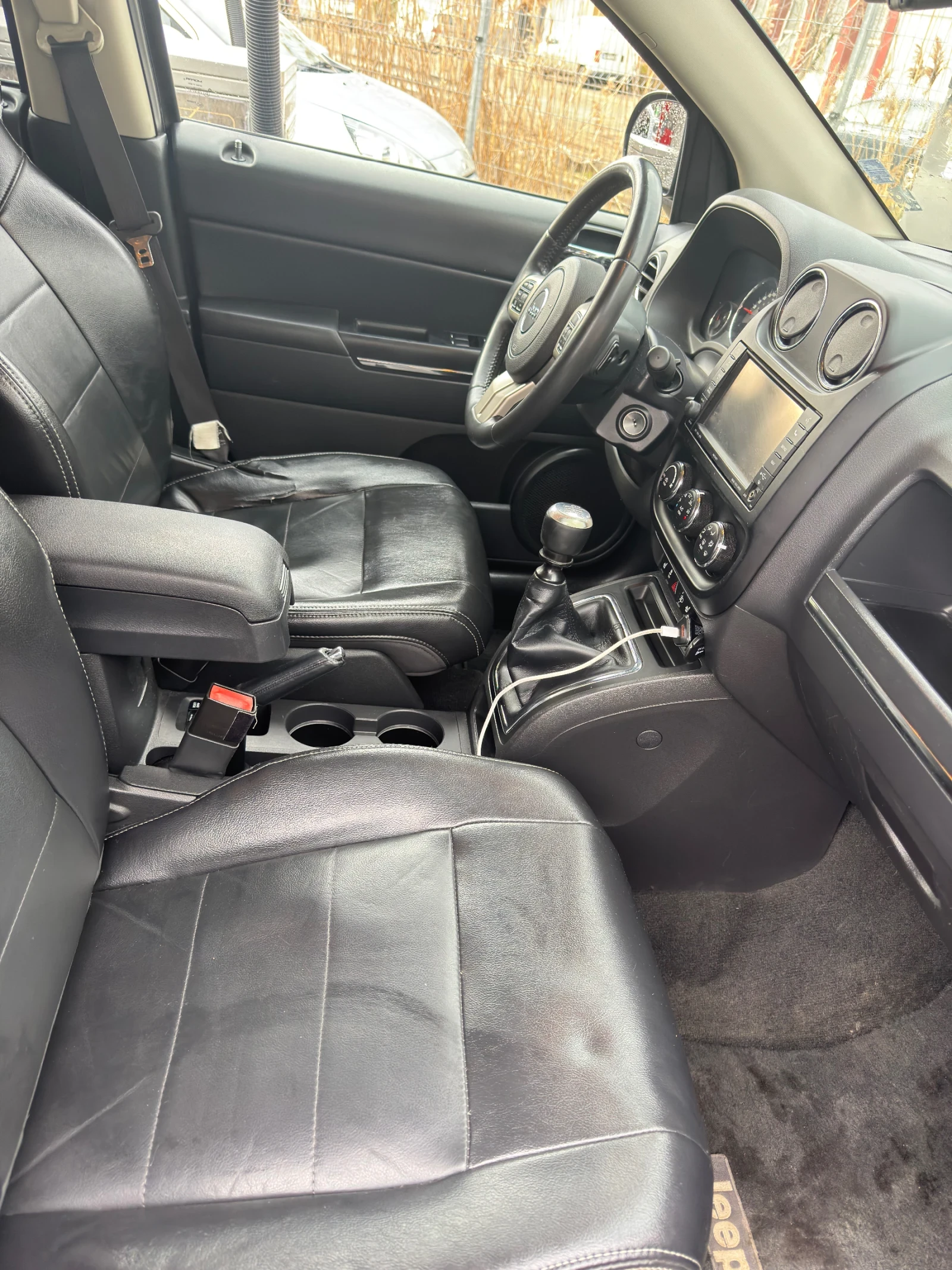 Jeep Compass 2.2CDI * * LIMITED* * , снимка 8 - Автомобили и джипове - 54292634