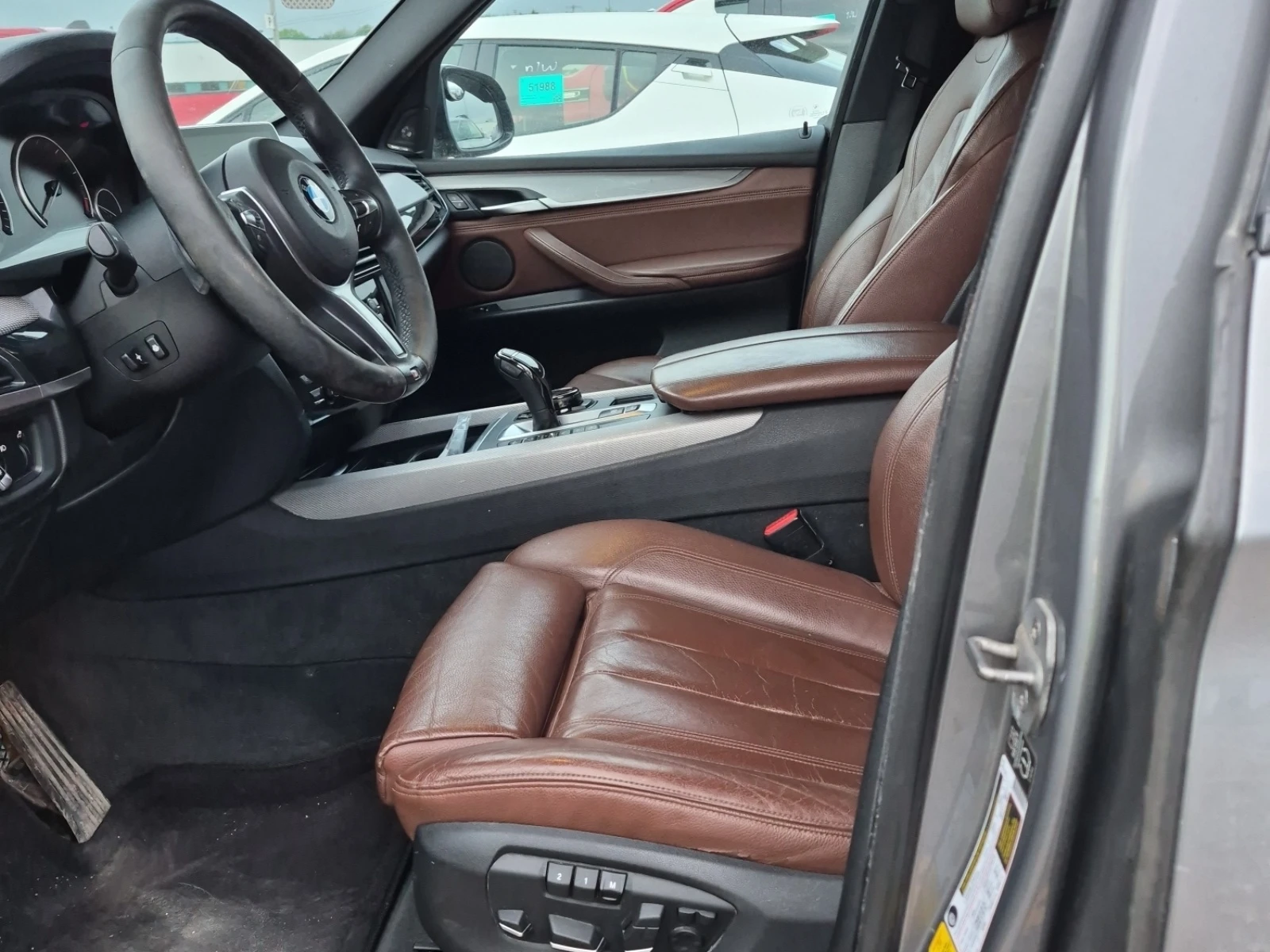 BMW X5 35i * M ПАКЕТ * HARMON KARDON * СЕРВИЗНА ИСТОРИЯ *, снимка 5 - Автомобили и джипове - 54623250