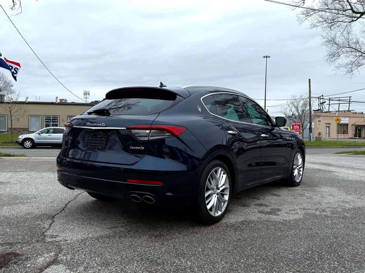 Maserati Levante * CARFAX * ЦЕНА ДО БГ, снимка 7 - Автомобили и джипове - 54754292