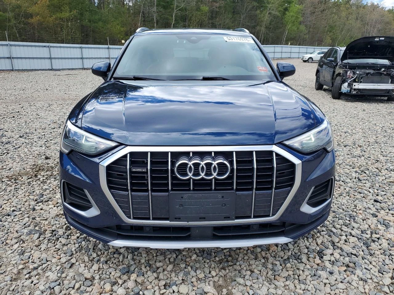 Audi Q3 2.0l Premium, снимка 5 - Автомобили и джипове - 54919541
