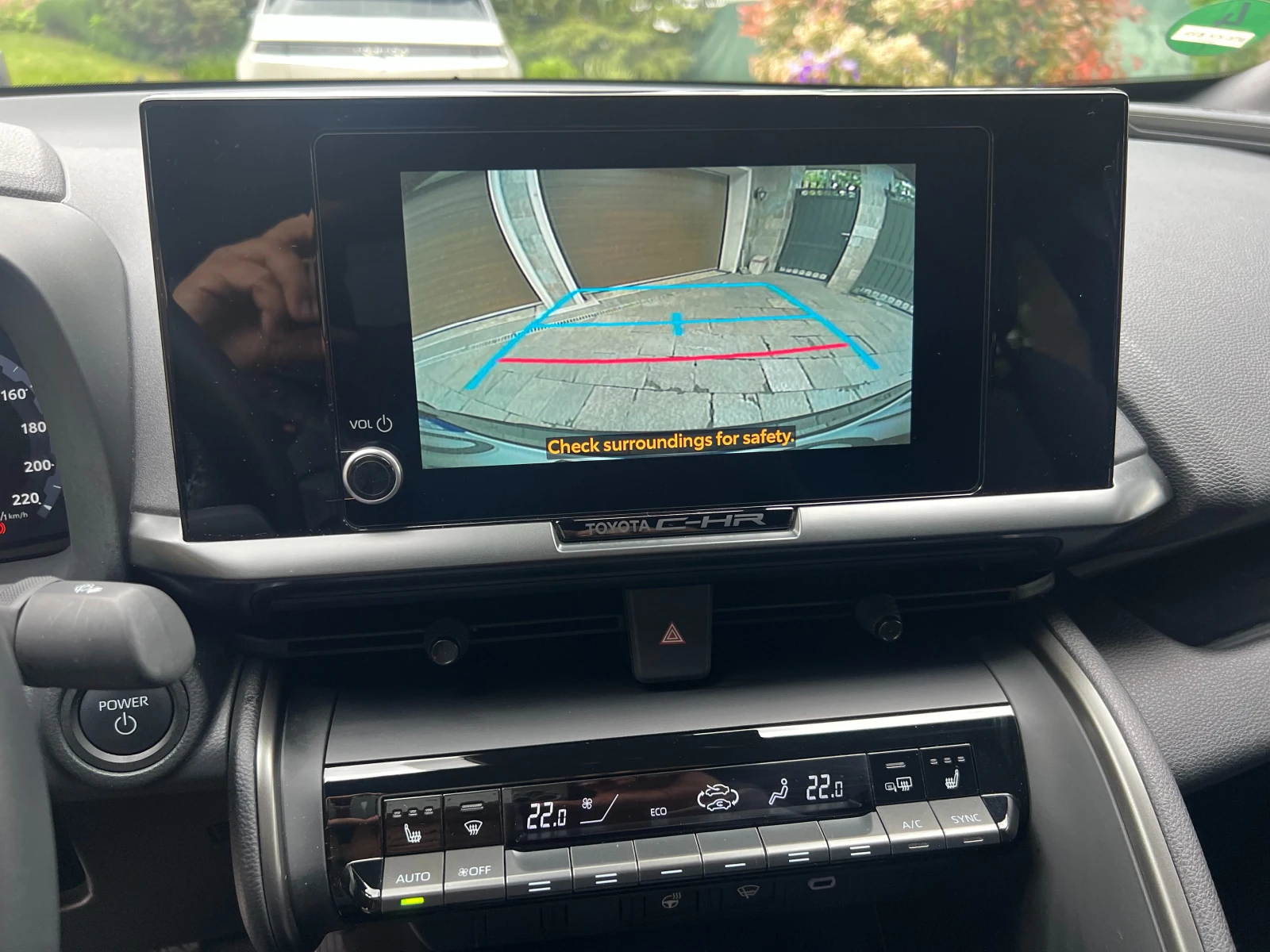 Toyota C-HR 1.8HEV BI-TONE, снимка 12 - Автомобили и джипове - 55212826