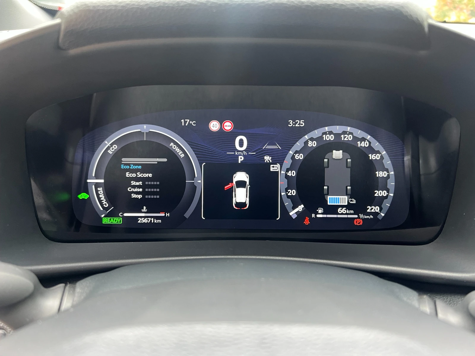 Toyota C-HR 1.8HEV BI-TONE, снимка 11 - Автомобили и джипове - 55212826