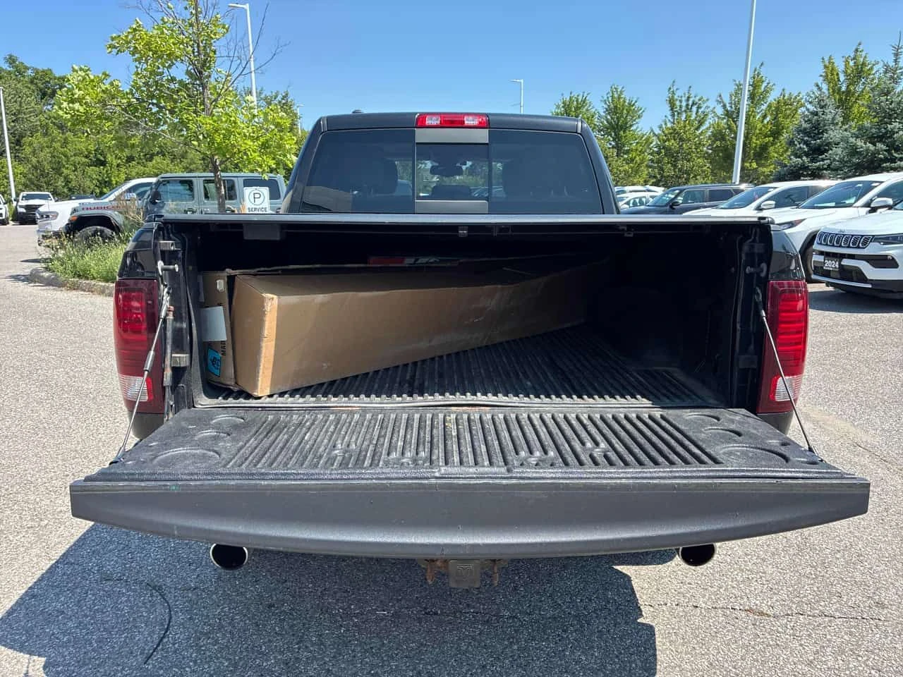 Dodge RAM 1500 Sport / CARFAX / АВТОКРЕДИТ , снимка 15 - Автомобили и джипове - 55569738