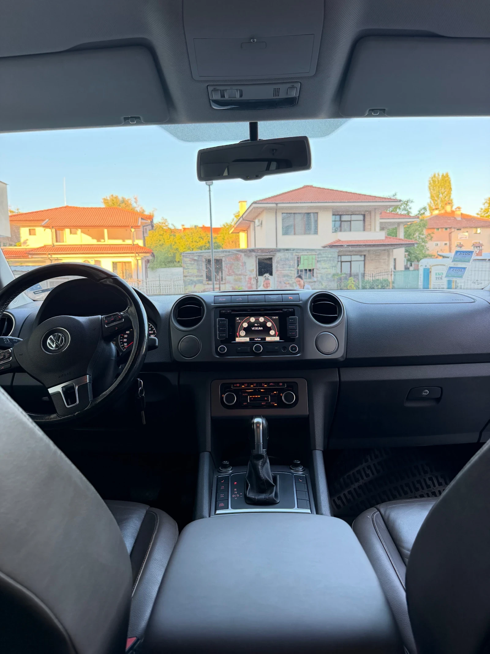VW Amarok 2.0TDi 180к.с 4x4 Автомат, снимка 10 - Автомобили и джипове - 56023023