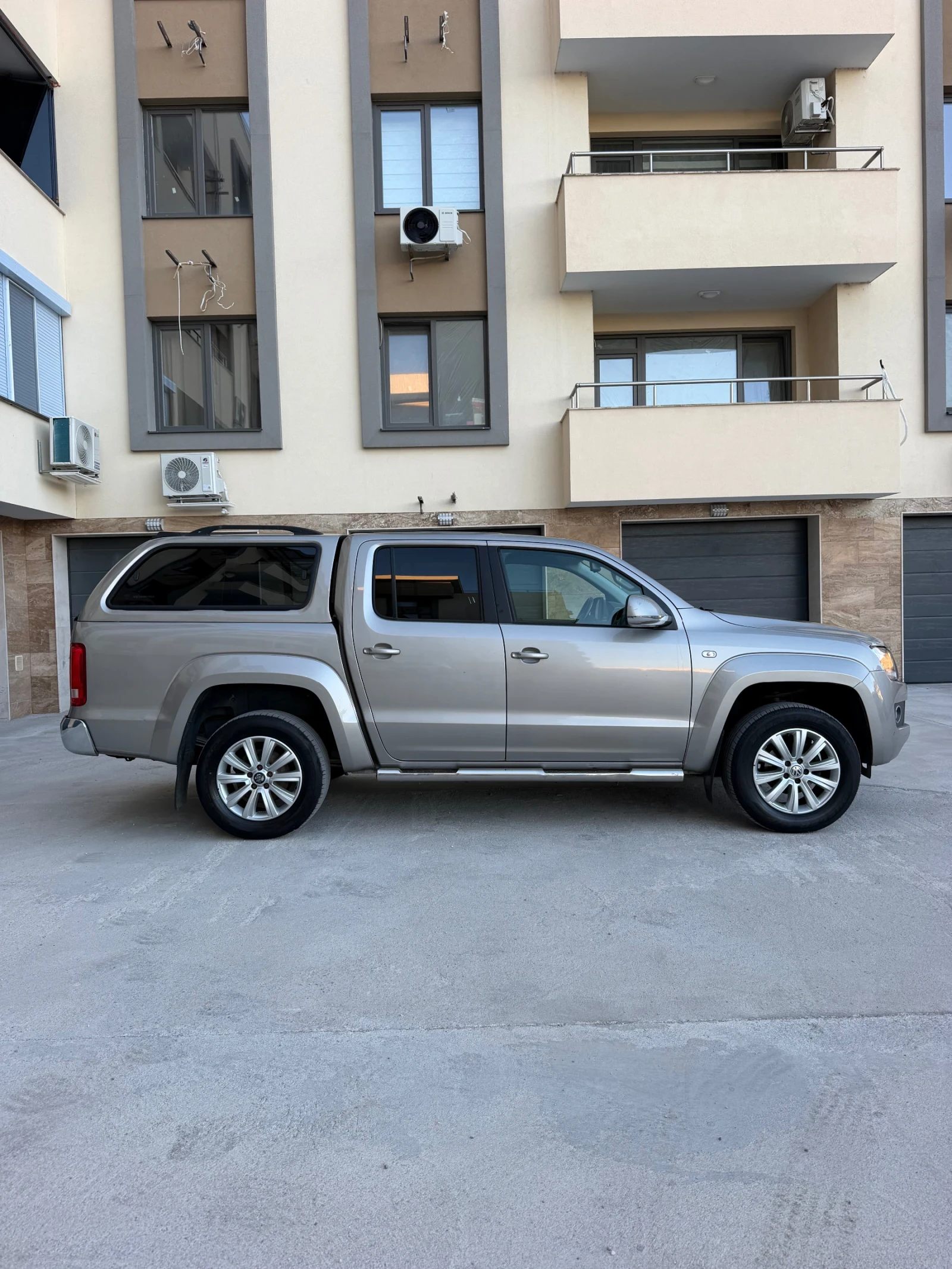 VW Amarok 2.0TDi 180к.с 4x4 Автомат, снимка 6 - Автомобили и джипове - 56023023