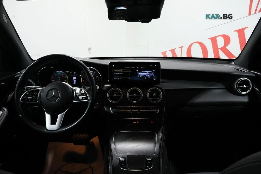 Mercedes-Benz GLC 300 4MATIC AMG Line* ПОДГРЕВ* КАМЕРА* ПАНОРАМА* ПАМЕТ*, снимка 12 - Автомобили и джипове - 56182981