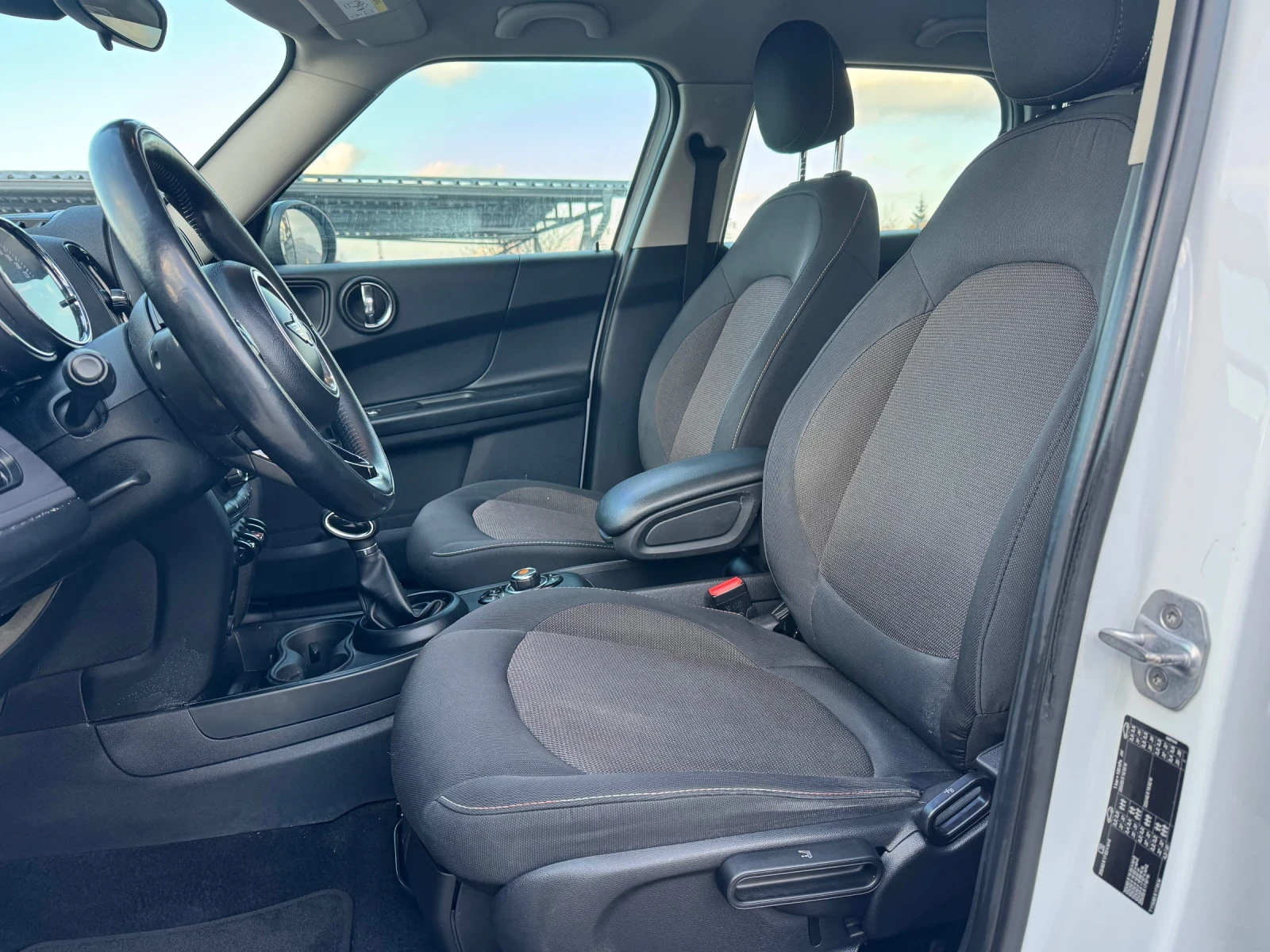 Mini Countryman 2.0D АВТОМАТ ИТАЛИЯ, снимка 6 - Автомобили и джипове - 56238504
