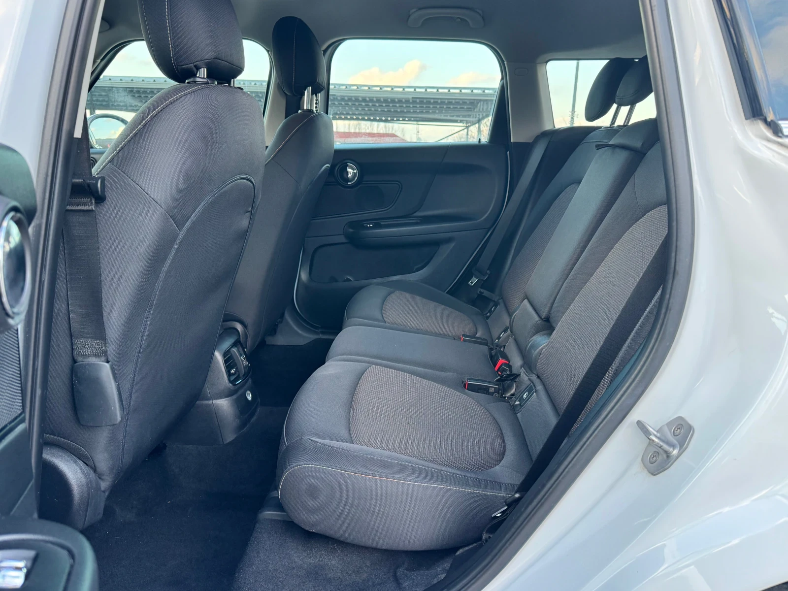 Mini Countryman 2.0D АВТОМАТ ИТАЛИЯ, снимка 7 - Автомобили и джипове - 56238504