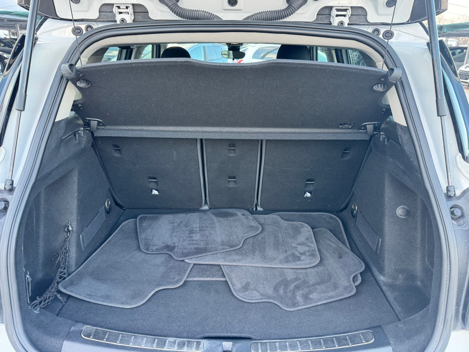 Mini Countryman 2.0D АВТОМАТ ИТАЛИЯ, снимка 8 - Автомобили и джипове - 56238504