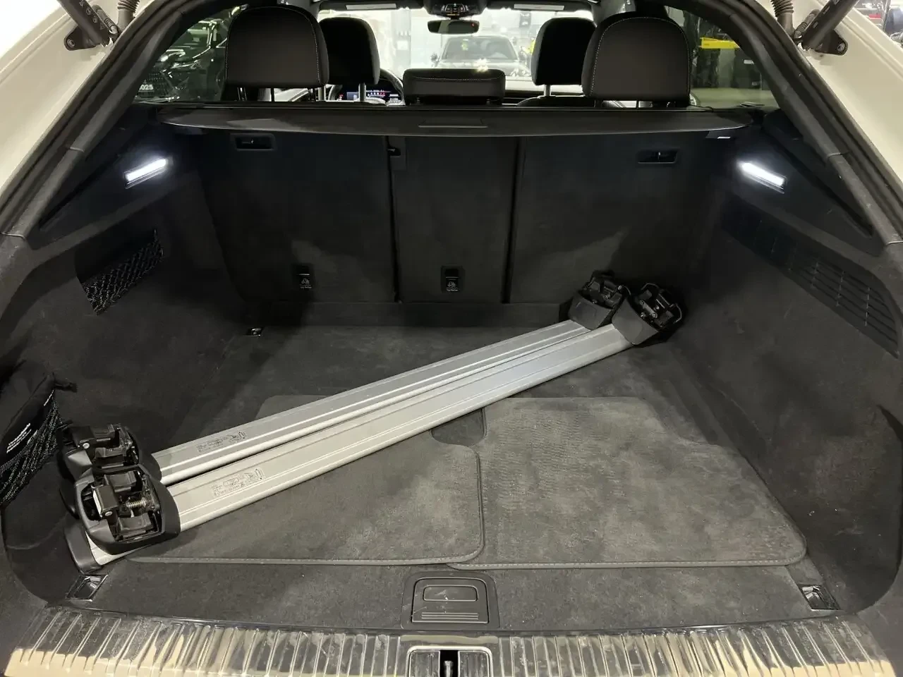 Audi Q8 S-Line/�����/360/���������/������/��������/B&O | Mobile.bg � ����������� 17