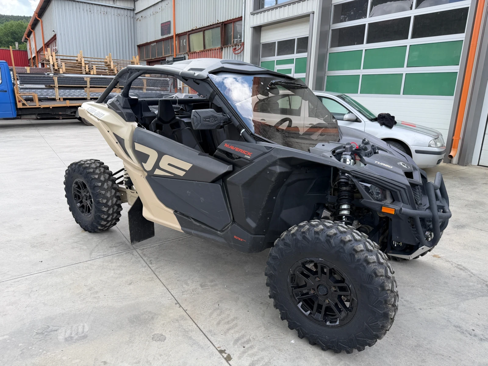 Can-Am Maverick X3