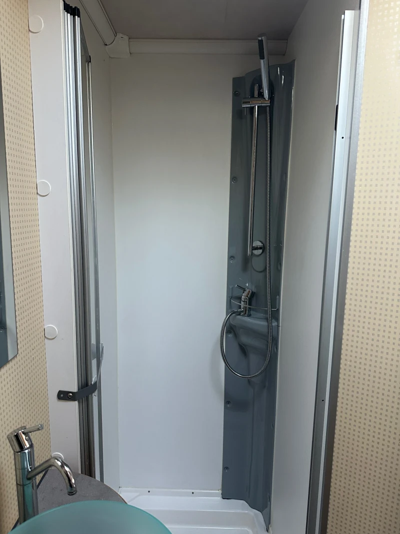 Кемпер Bavaria-Camp Pilot, снимка 15 - Каравани и кемпери - 52615978