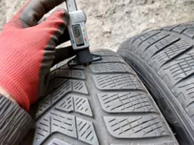 Гуми Зимни 235/60R18, снимка 5
