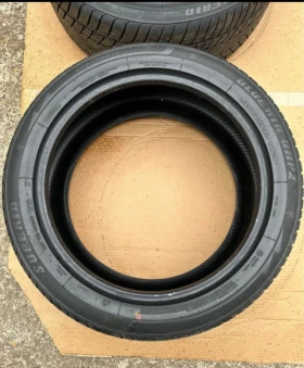 Гуми Зимни 245/45R19, снимка 1