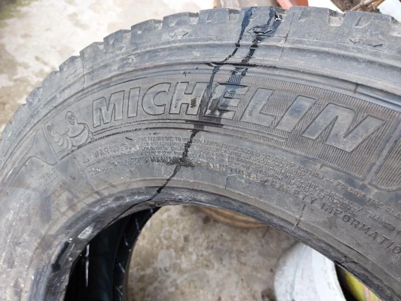 Гуми Летни 245/70R19.5, снимка 4 - Гуми и джанти - 36279582