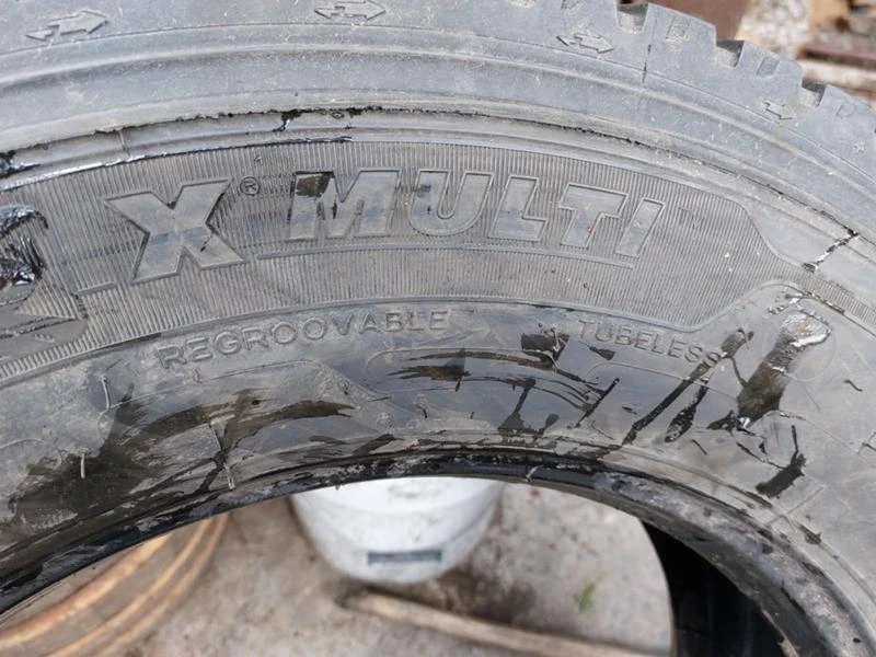 Гуми Летни 245/70R19.5, снимка 5 - Гуми и джанти - 36279582